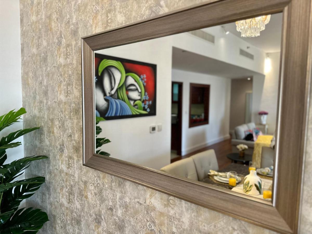 Luxury Casa - Indigo Sea View Apartment Jbr Beach 2Br Dubai Bagian luar foto