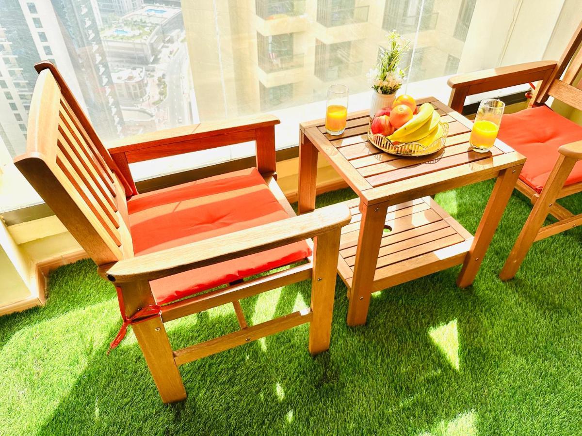 Luxury Casa - Indigo Sea View Apartment Jbr Beach 2Br Dubai Bagian luar foto