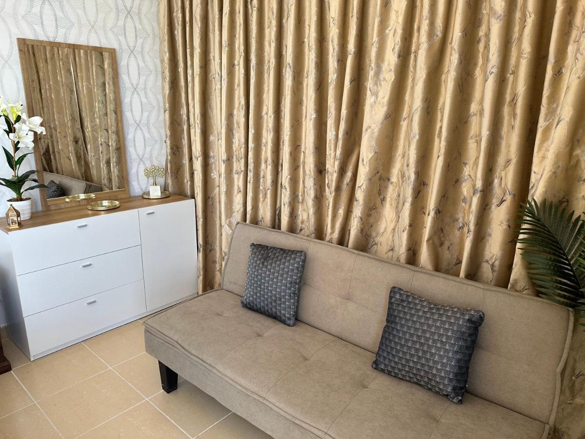 Luxury Casa - Indigo Sea View Apartment Jbr Beach 2Br Dubai Bagian luar foto