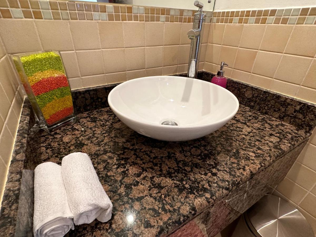 Luxury Casa - Indigo Sea View Apartment Jbr Beach 2Br Dubai Bagian luar foto